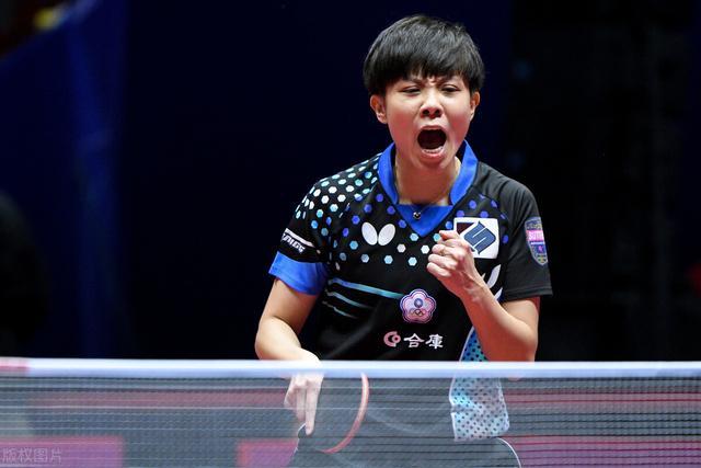 明显手球 明显手球