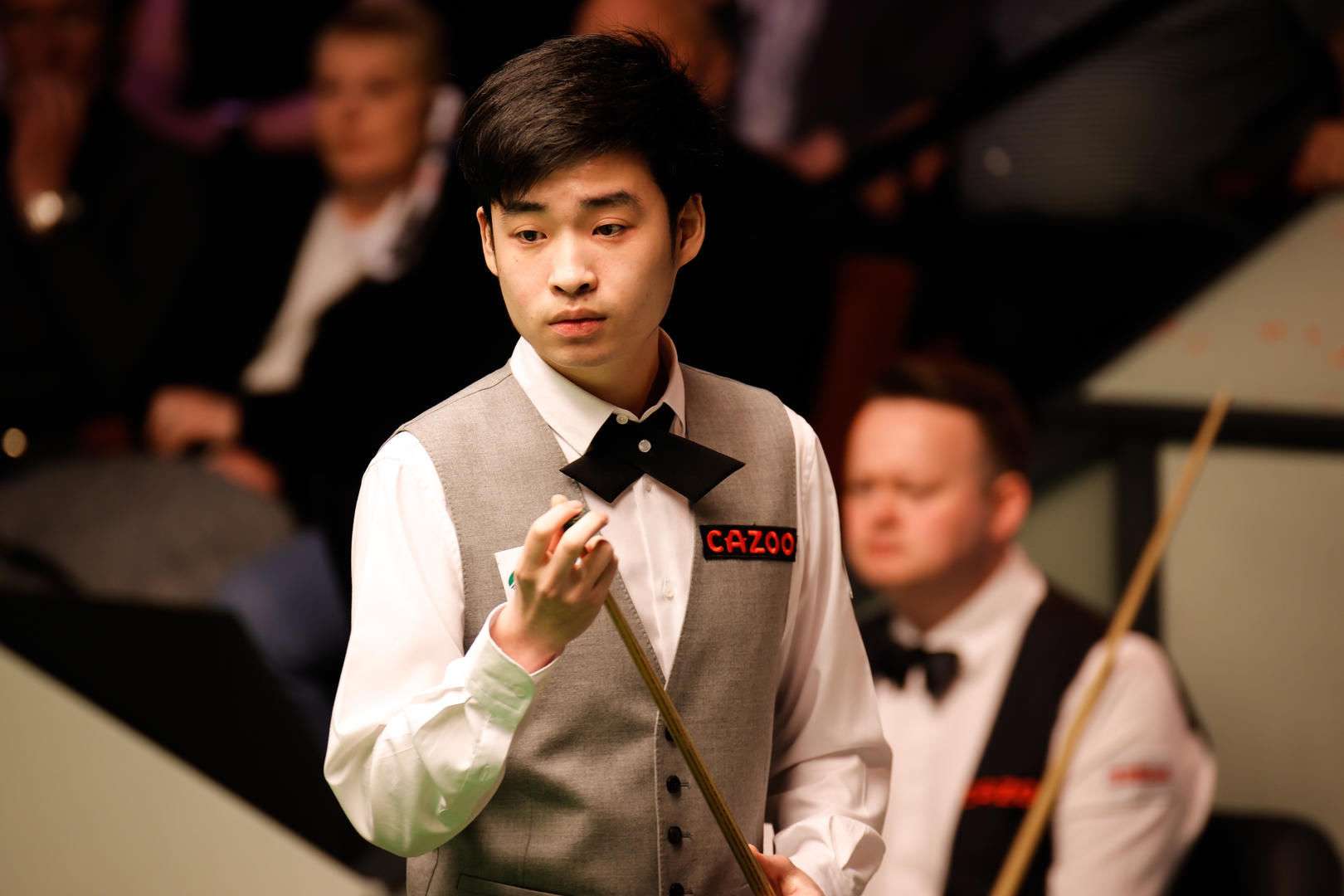 他在前几个 他在前几个