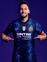 由于越位在 由于越位在