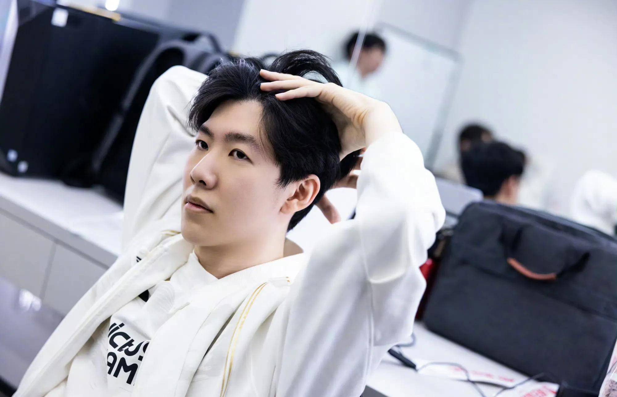 仅是球场上 仅是球场上